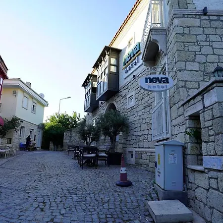 Neva Hotel 4*