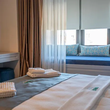 Neva Alacati Otel Ciftlikkoyu