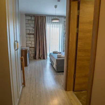 Neva Alacati Otel Ciftlikkoyu