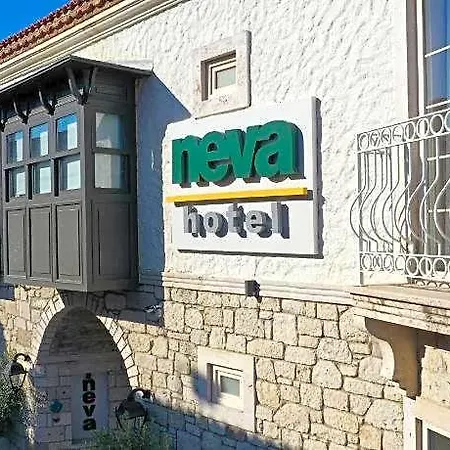 酒店 Neva 4*