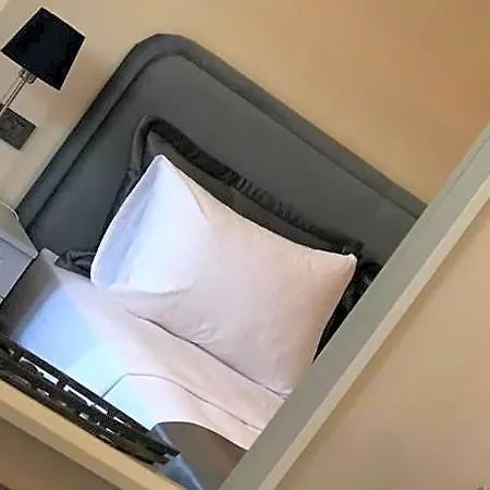 Neva Hotel 4*