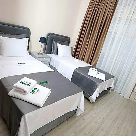 Hotel Neva 4*