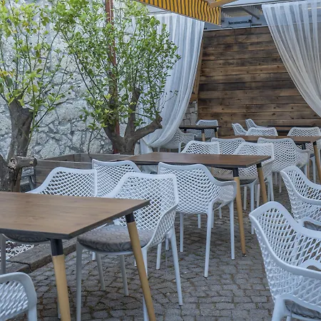 Neva Alaçatı