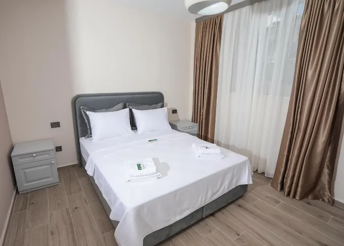 호텔 Neva Alacati 4*