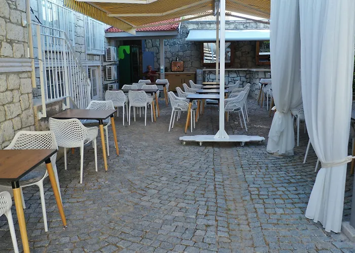 Neva Alacati 호텔 4*