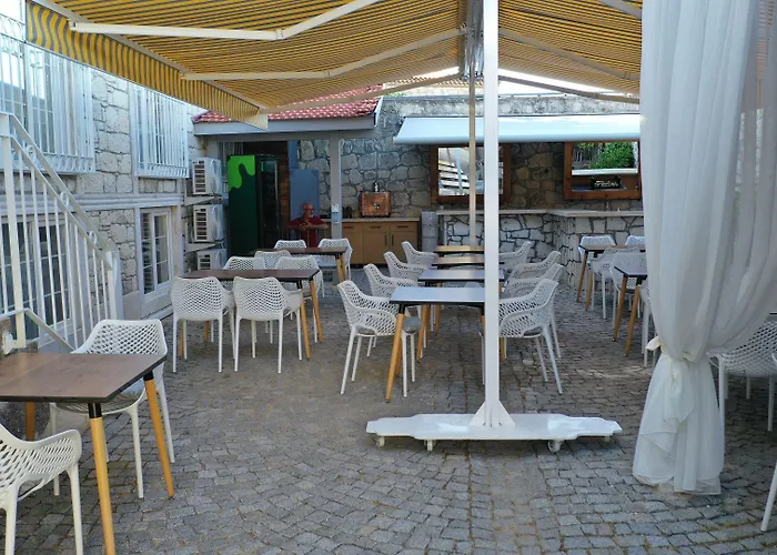 Neva Alacati 호텔 4*